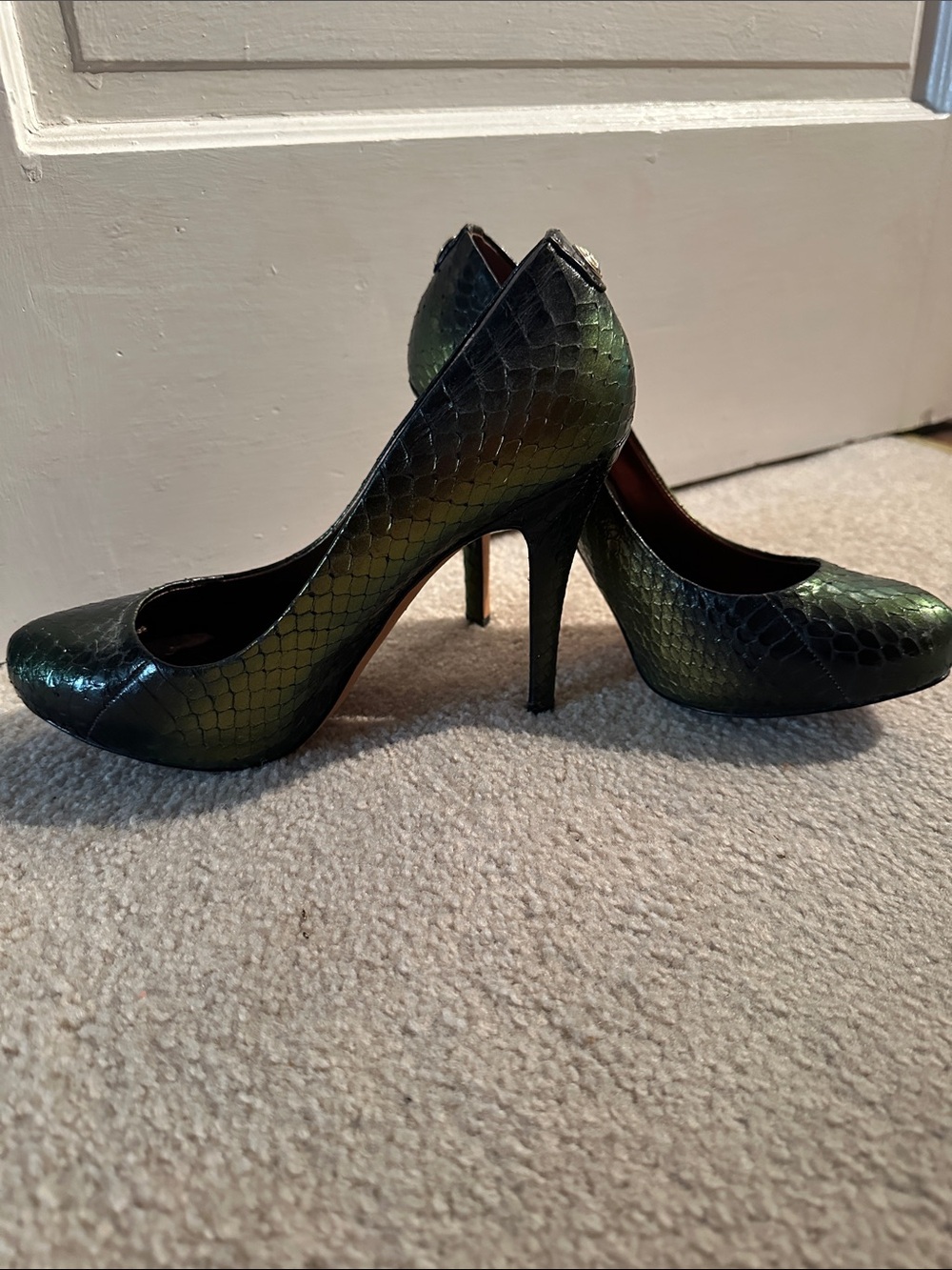 Ivanka Trump Green Iridescent Snake-Embossed Platform Pumps